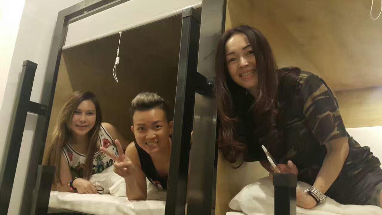 큐브 베드 스테이션 호스텔 셈포르나 외부 사진
